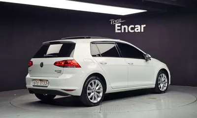 Volkswagen Golf 2016, 89539 км, за 9183.41 USD