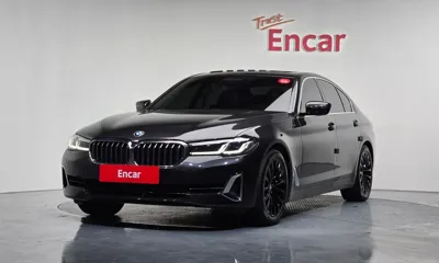 BMW 5-Series · 2021 год