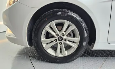 Hyundai Sonata 2012, 180272 км, за 2561.74 USD