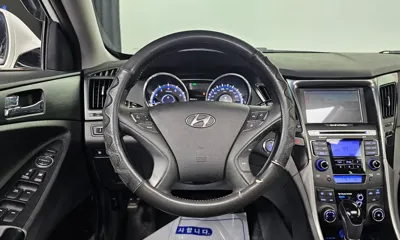 Hyundai Sonata 2012, 180272 км, за 2561.74 USD - фото 15