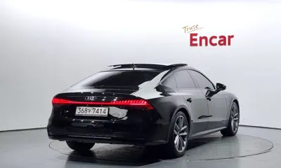 Audi A7 2023, 16443 км, за 54304.59 USD