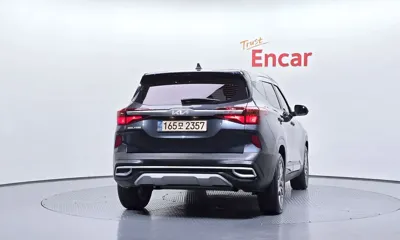 Kia Seltos 2023, 17238 км, за 12472.1 USD