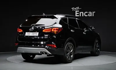 Hyundai Santafe 2016, 151807 км, за 8326.84 USD