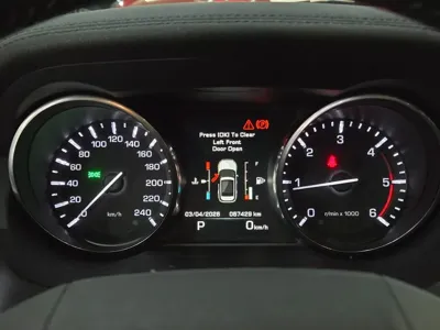 Land Rover Range Rover Evoque 2015, 67424 км, за 7618.67 USD - фото 10
