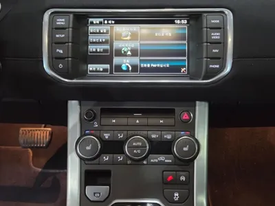 Land Rover Range Rover Evoque 2015, 67424 км, за 7618.67 USD - фото 11