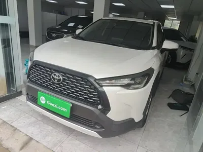 Toyota Corolla Cross · 2022 год