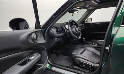 MINI Clubman 2019, 89753 км, за 8079.35 USD - фото 10