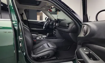 MINI Clubman 2019, 89753 км, за 8079.35 USD - фото 12