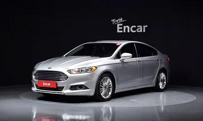 Ford Fusion · 2015 год
