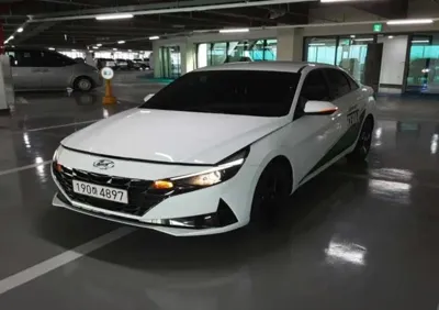Hyundai Avante 2023, 63910 км, за 2441.91 USD