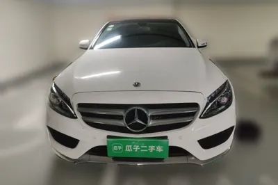 Mercedes-Benz C-Class 2018, 49700 км, за 16913 USD