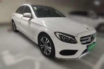 Mercedes-Benz C-Class 2018, 49700 км, за 16913 USD