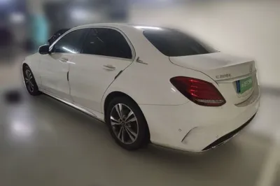 Mercedes-Benz C-Class 2018, 49700 км, за 16913 USD