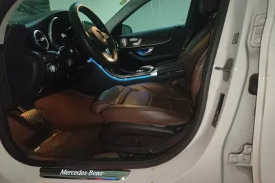 Mercedes-Benz C-Class 2018, 49700 км, за 16913 USD - фото 15