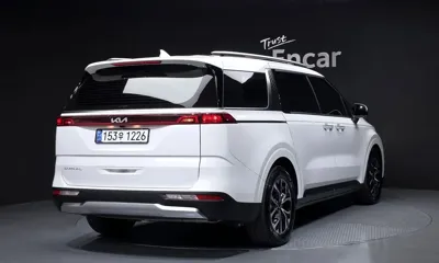 Kia Canival 2022, 31972 км, за 17395.3 USD