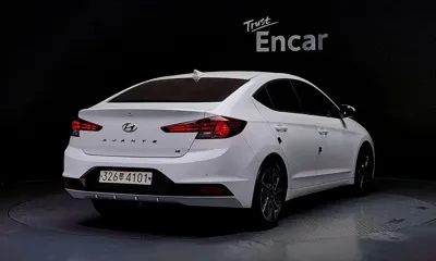 Hyundai Avante 2020, 110572 км, за 6805.42 USD