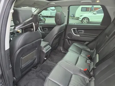 Land Rover Discovery Sport 2017, 49000 км, за 9446.26 USD - фото 11