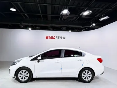 Kia Pride 2014, 117359 км, за 1837.99 USD