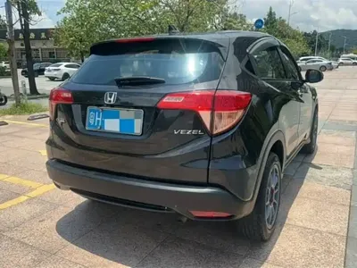 Honda Vezel 2015, 130000 км, за 5399.54 USD