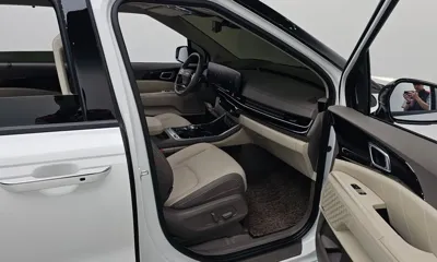 Kia Canival 2025, 9232 км, за 32828.44 USD - фото 26