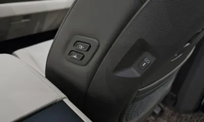 Kia Canival 2025, 9232 км, за 32828.44 USD - фото 36