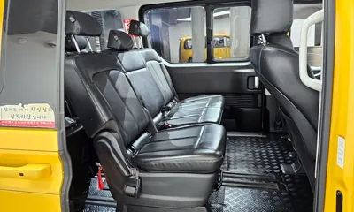 Hyundai Staria 2022, 115062 км, за 16856.17 USD - фото 12