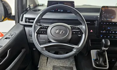 Hyundai Staria 2022, 115062 км, за 16856.17 USD - фото 13