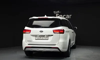 Kia Canival 2016, 225017 км, за 4398.06 USD