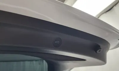 Tesla Model Y 2022, 72156 км, за 25594.07 USD - фото 30
