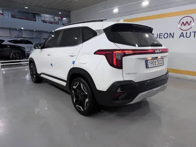 Kia Seltos 2023, 28211 км, за 22790.9 USD