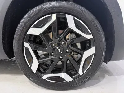 Kia Seltos 2023, 28211 км, за 22790.9 USD