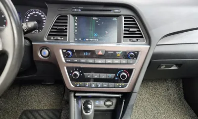 Hyundai Sonata 2017, 109564 км, за 6871.49 USD - фото 16