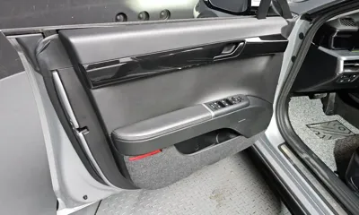 Hyundai Grandeur 2023, 30235 км, за 17263.85 USD - фото 24