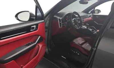 Porsche Cayenne 2020, 69046 км, за 47527.8 USD - фото 11