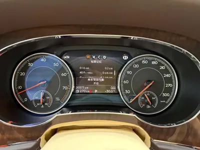 Bentley Bentayga 2019, 20000 км, за 167565.91 USD - фото 22