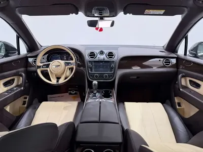 Bentley Bentayga 2019, 20000 км, за 167565.91 USD - фото 26