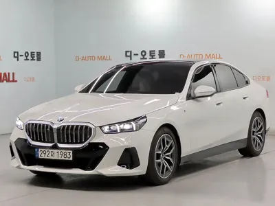 BMW 5-Series · 2024 год