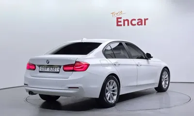 BMW 3-Series 2017, 68120 км, за 9188.27 USD
