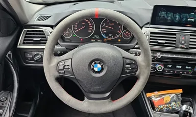 BMW 3-Series 2017, 68120 км, за 9188.27 USD - фото 13