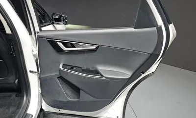 Kia EV6 2022, 184047 км, за 16214.1 USD - фото 28