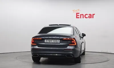 Volvo S60 2020, 34863 км, за 18434.09 USD