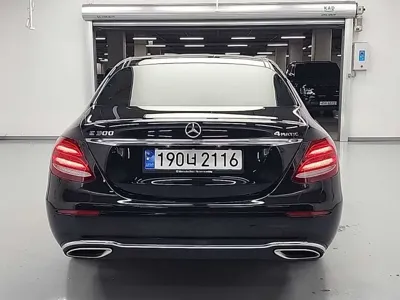 Mercedes-Benz E-Class 2017, 111249 км, за 13815.45 USD