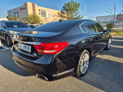 Kia K9 2013, 89463 км, за 5579.62 USD