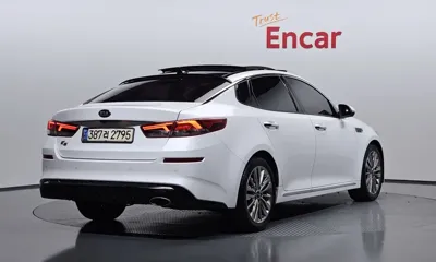 Kia K5 2019, 212911 км, за 6175.65 USD