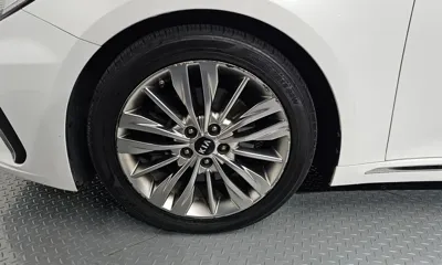 Kia K5 2019, 212911 км, за 6175.65 USD