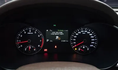 Kia K5 2019, 212911 км, за 6147.68 USD - фото 8