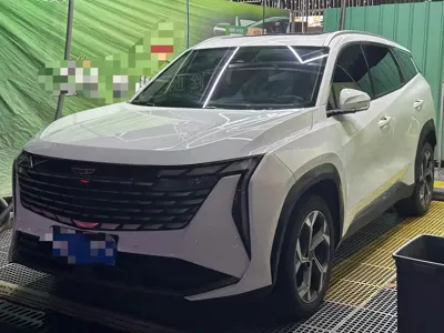 Geely Boyue L · 2024 год