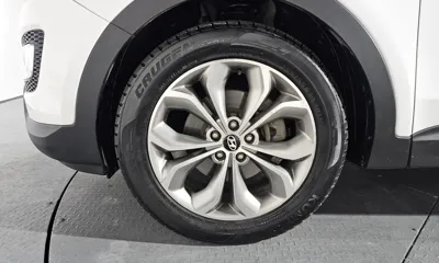 Hyundai Santafe 2013, 142902 км, за 5907.84 USD