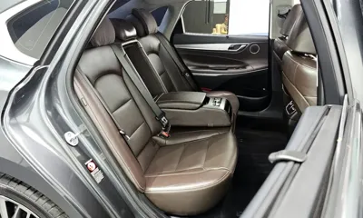 Hyundai Grandeur 2019, 118579 км, за 10437.18 USD - фото 11