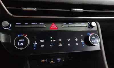 Hyundai Sonata 2024, 11962 км, за 17986.08 USD - фото 33